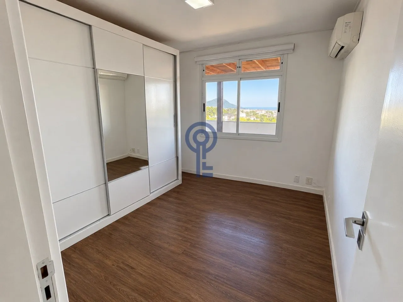 Linear rooftop with 3 bedrooms, Jacuzzi and 2 parking — photo 5