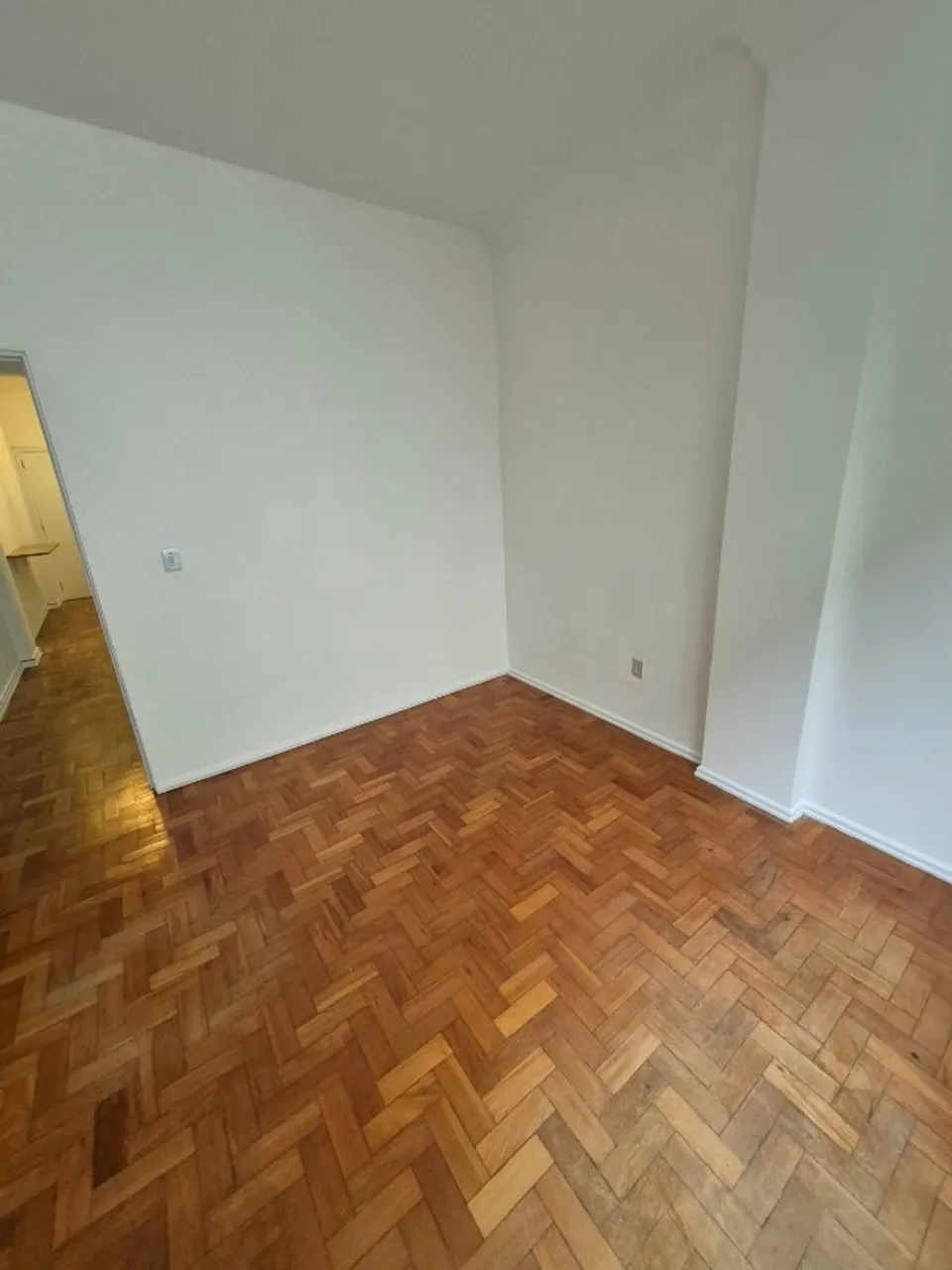 Apartamento, 37 m², com piso de madeira ou laminado — photo 4