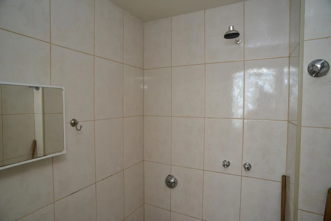 Rental apartment with 3 bedrooms and a balcony — photo 17