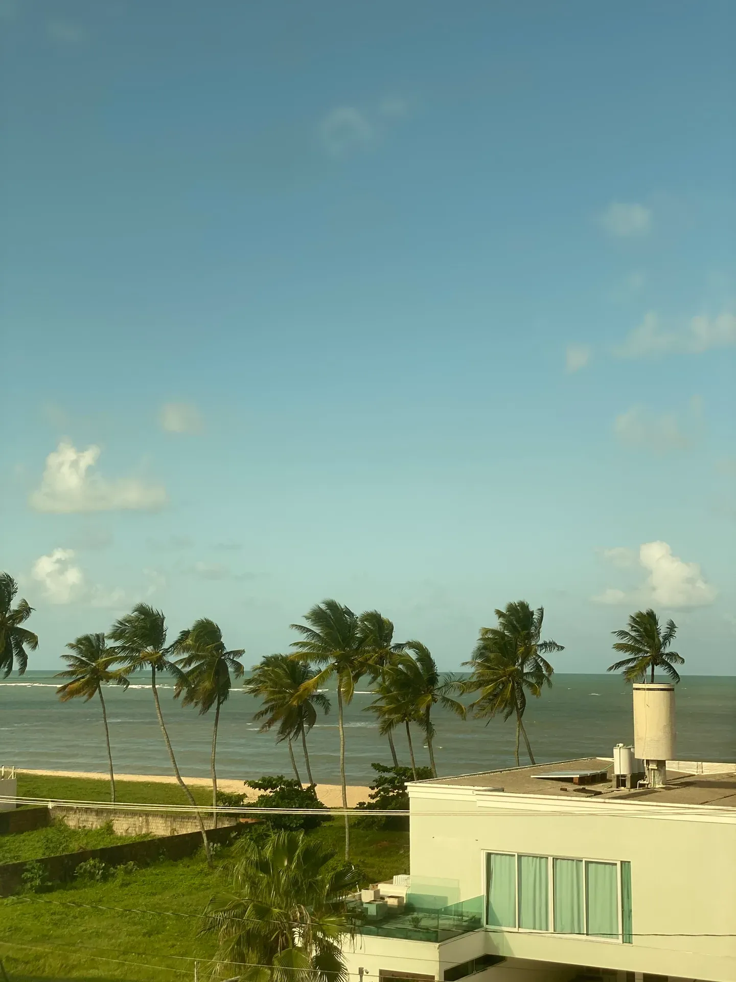Furnished apartment, 22 m², with a water view — photo 11
