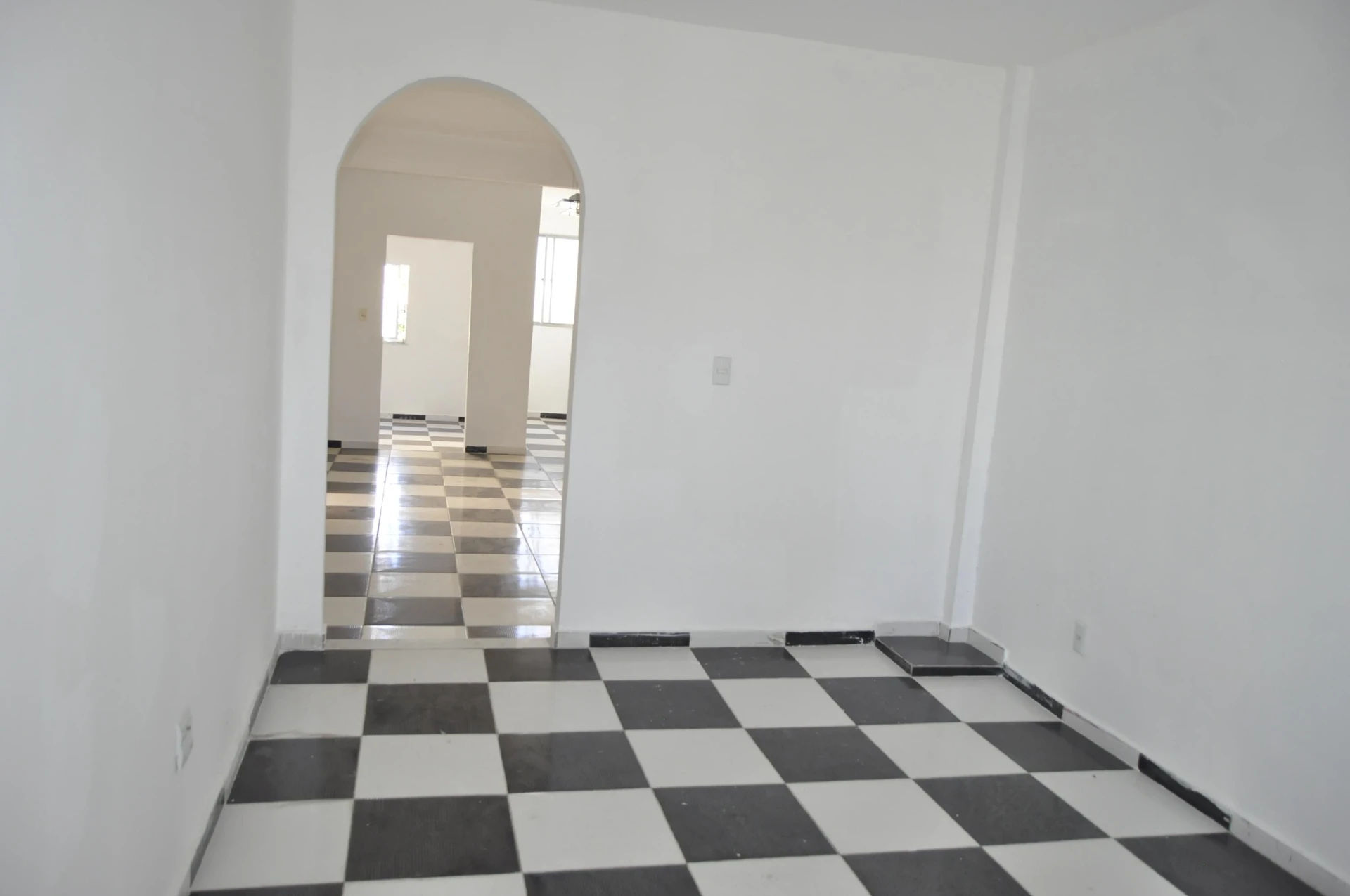 Rental house with 6 bedrooms and 4 bathrooms — photo 47