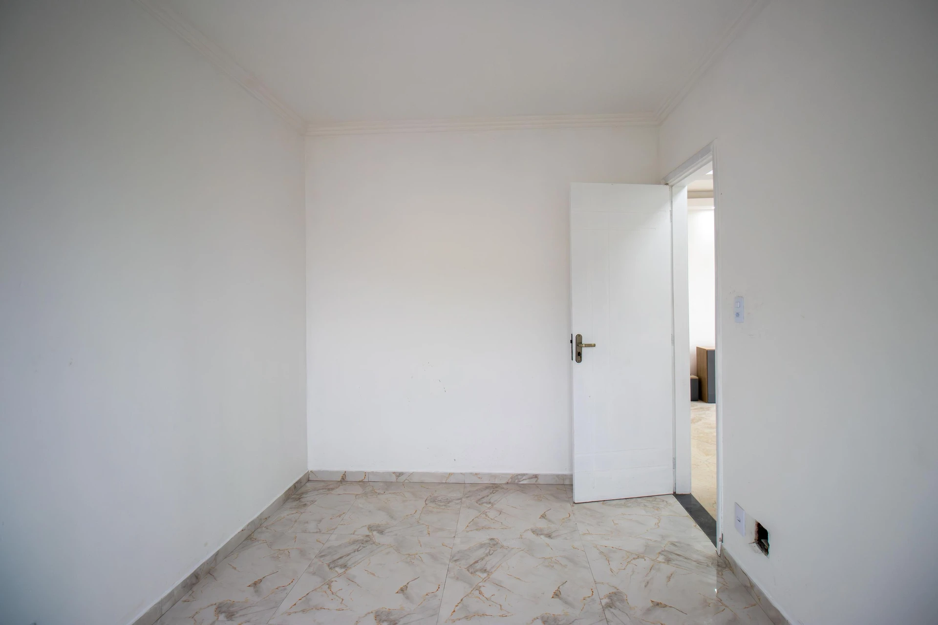 Apartamento mobiliado com 2 quartos e varanda fechada — photo 19