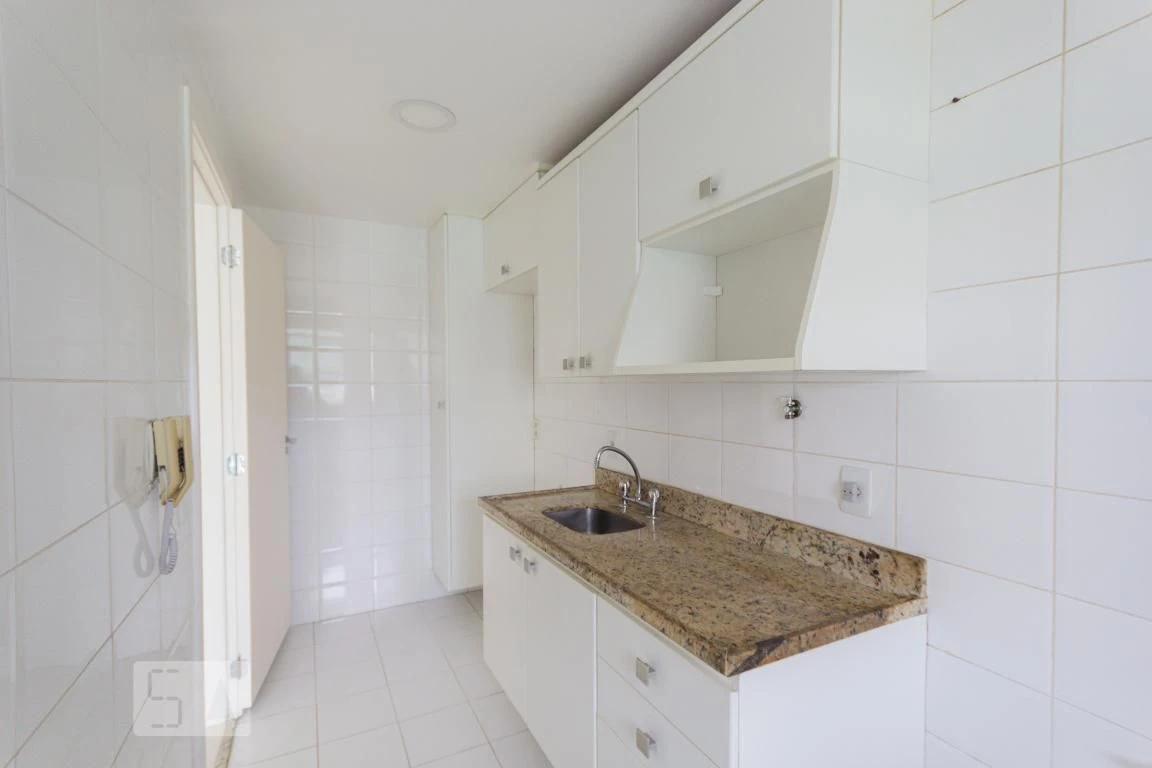 2-bedroom apartment with 1 en-suite and balcony BBQ — photo 44