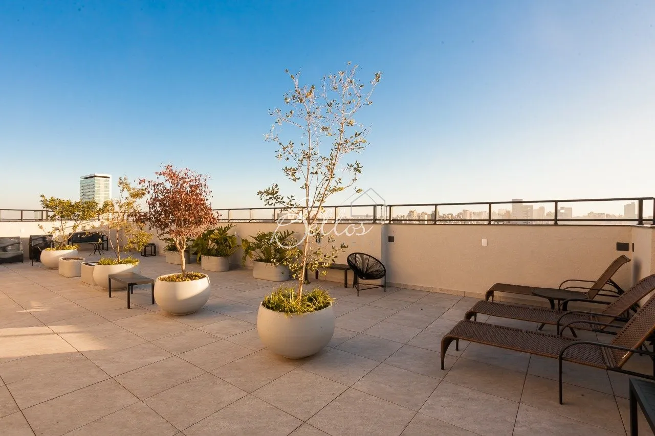 1-bedroom apartment with balcony and 61 m² — photo 40