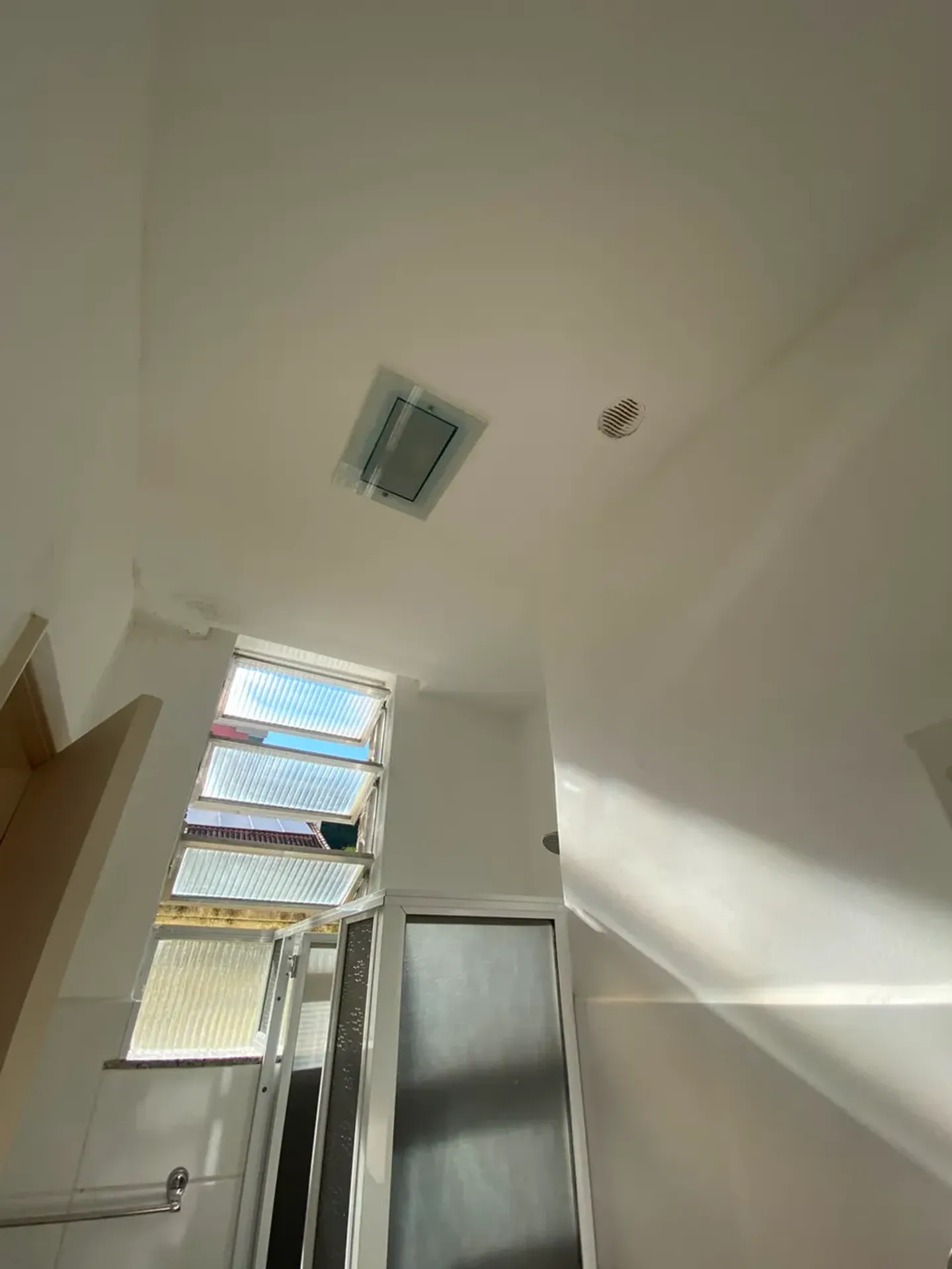 3-bedroom apartment with balcony, 137 m² — photo 42