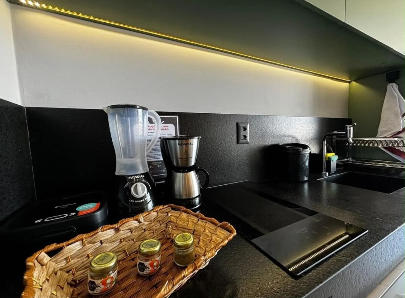 Вид на воду и 1 спальня: квартира 25 м² — photo 2