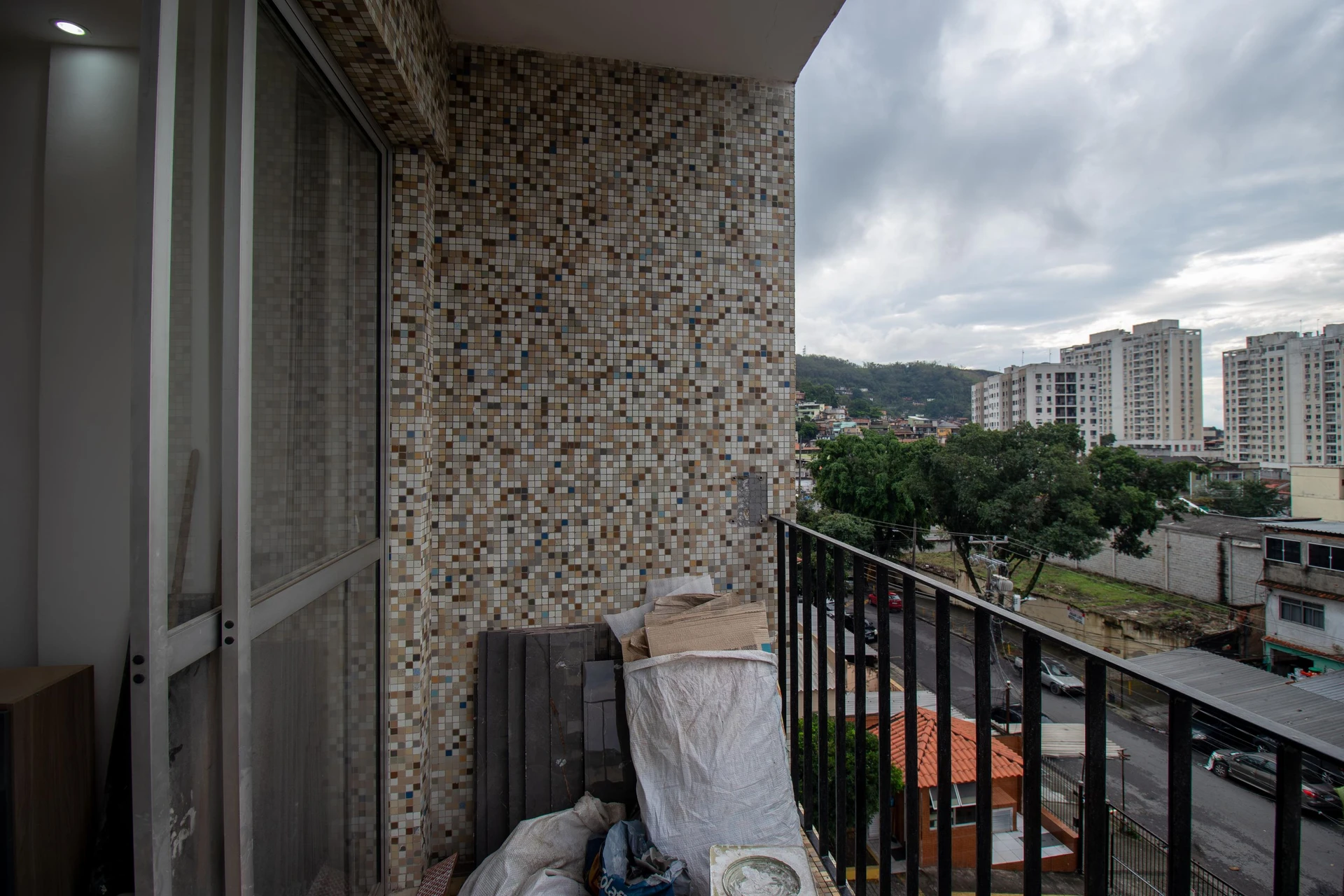 Apartamento mobiliado com 2 quartos e varanda fechada — photo 22