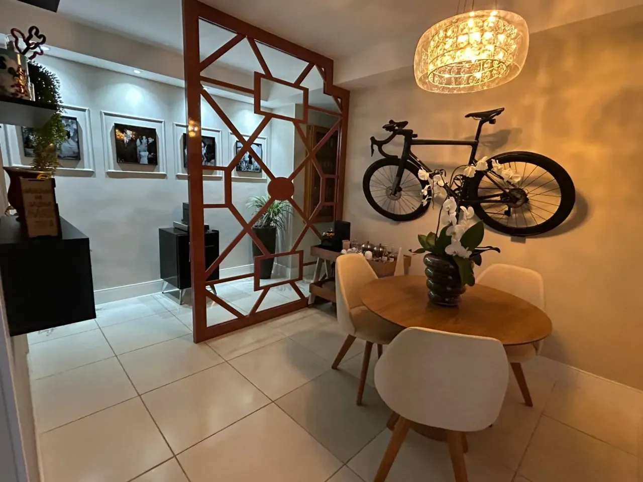 Furnished apartment with 4 bedrooms and 5 bathrooms — photo 8