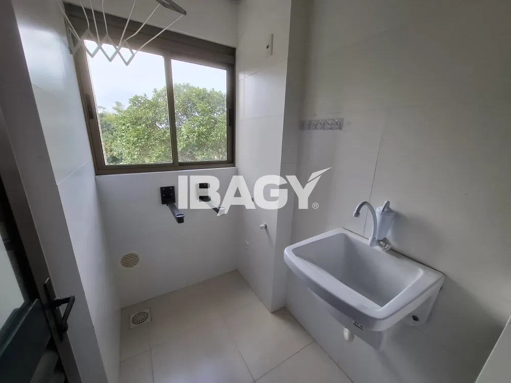 69 m² 2-bedroom apartment with balcony and built-in grill — photo 10