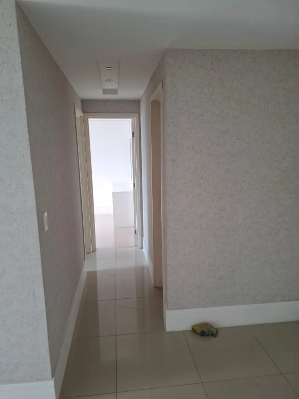 Apartamento de 2 quartos com varanda envidraçada — photo 11
