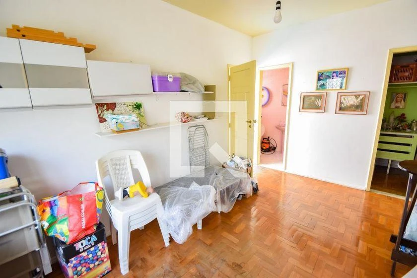 Rental house with 6 bedrooms and 260 m² total area — photo 27