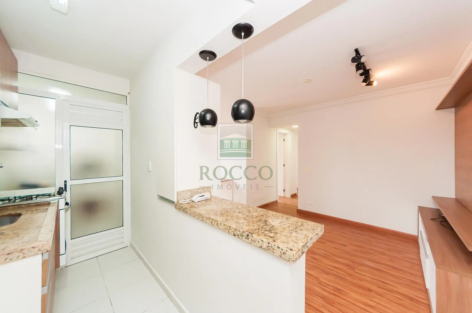 Рабочее место и 2 спальни: квартира 65 м² — photo 2