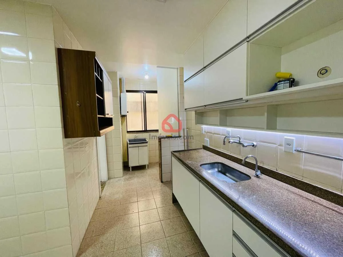 Apartamento sem mobília de 4 quartos com cozinha separada — photo 3