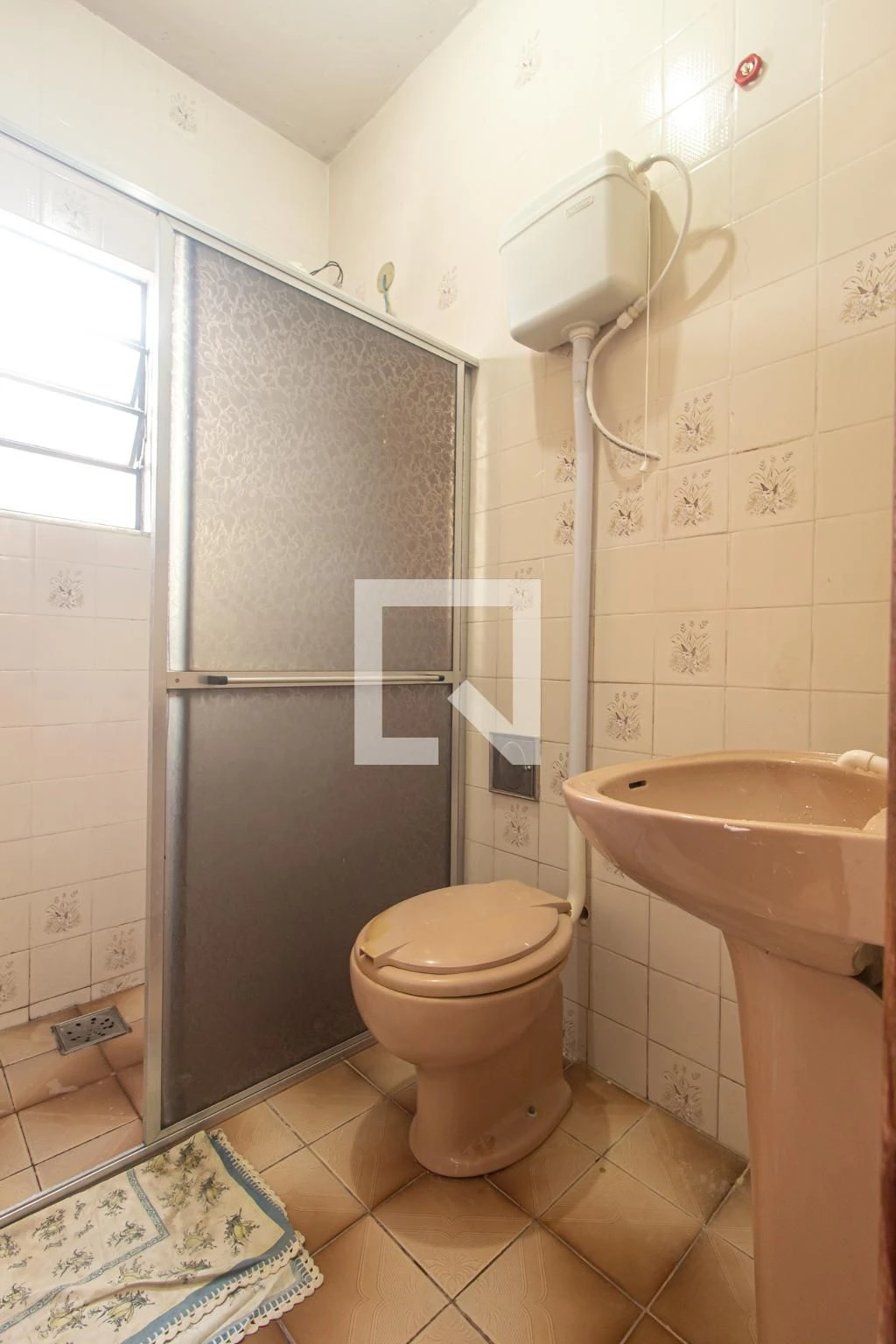 One-bedroom house with a garden — photo 19