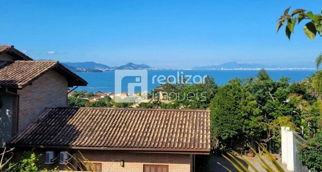 6-bedroom house with 7 bathrooms, 314 m² and 4 parking — photo 4