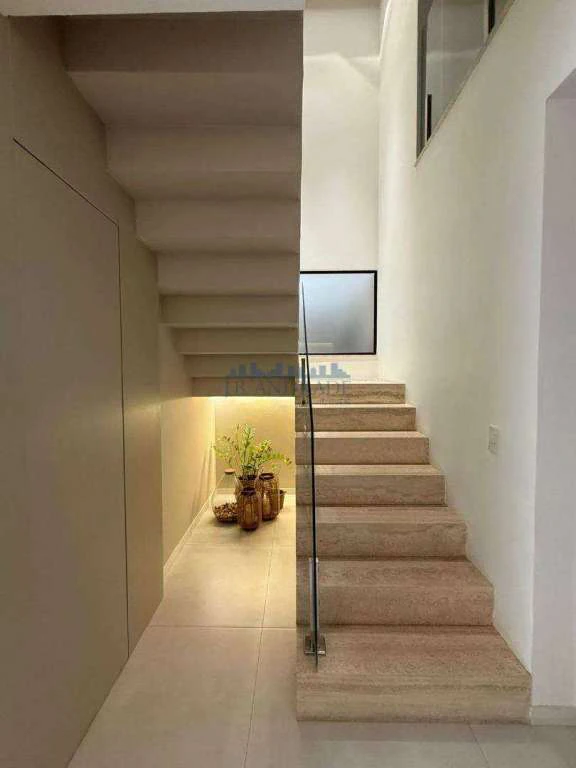 Casa com 4 dormitórios, 240 m² e 3 suítes com varanda — photo 24