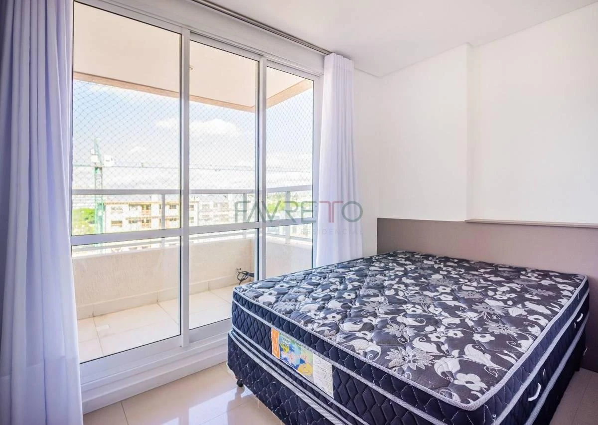 Furnished apartment, 32 m², with a glass-enclosed balcony — photo 26