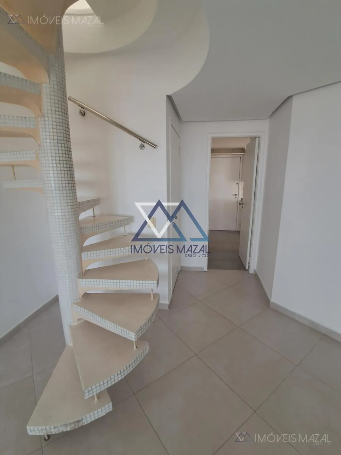 Rental apartment with 3 bedrooms and 4 bathrooms — photo 8
