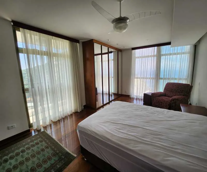 Apartment, 270 m², with a water view — photo 11