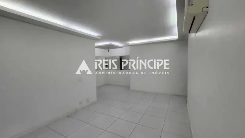 Apartment with 4 bedrooms and a gas-stove kitchen — photo 13