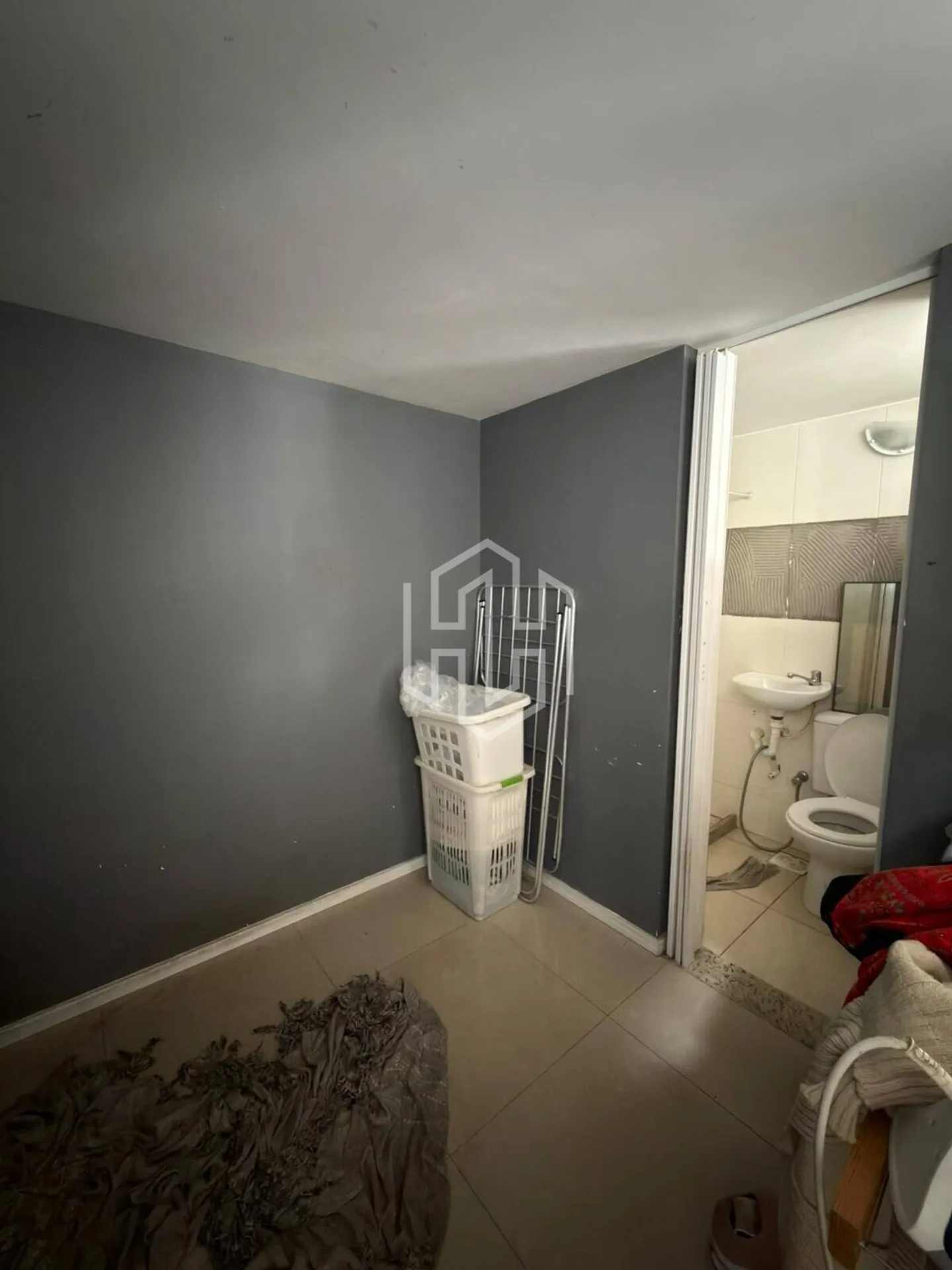 Балкон з грилем та 5 спалень: будинок 450 м² — photo 36