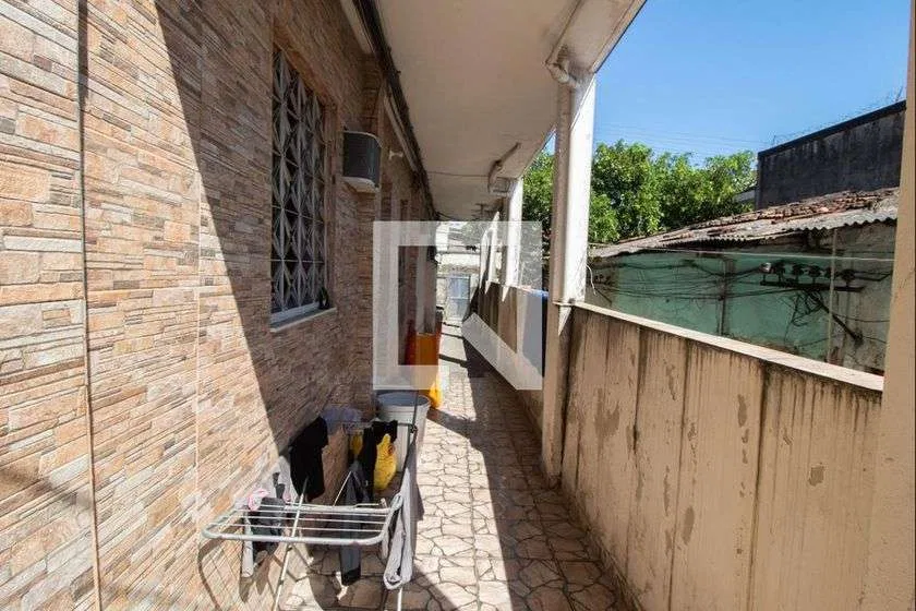 Apartamento de 1 quarto com cozinha separada e 40 m² — photo 2