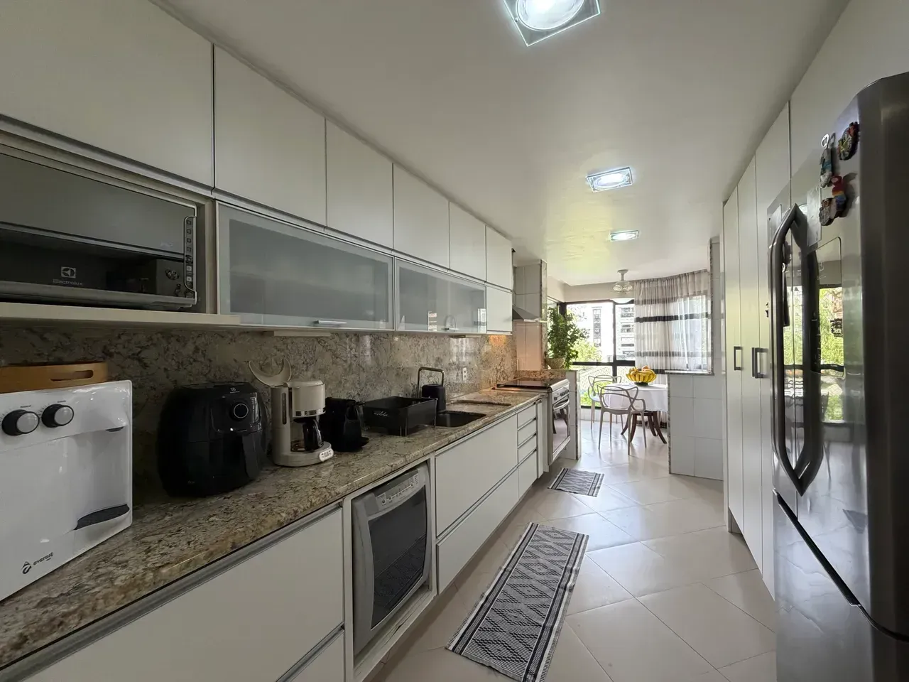 Furnished apartment, 160 m², with a jacuzzi — photo 10