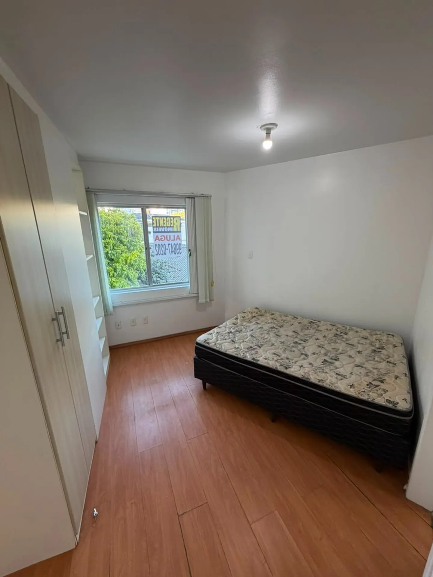 1-bedroom apartment with enclosed kitchen and parking — photo 2