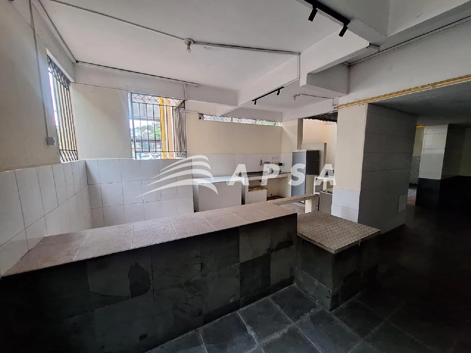3-bedroom apartment with a home office in Rio de Janeiro — photo 29