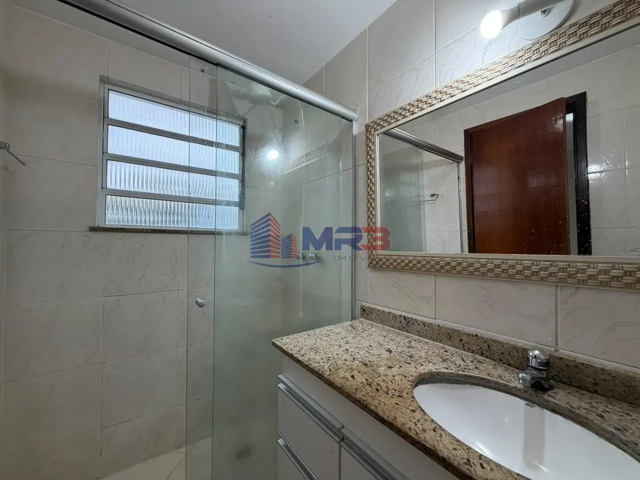 Apartamento de 3 habitaciones con 1 suite, 114 m² y balcón — photo 2