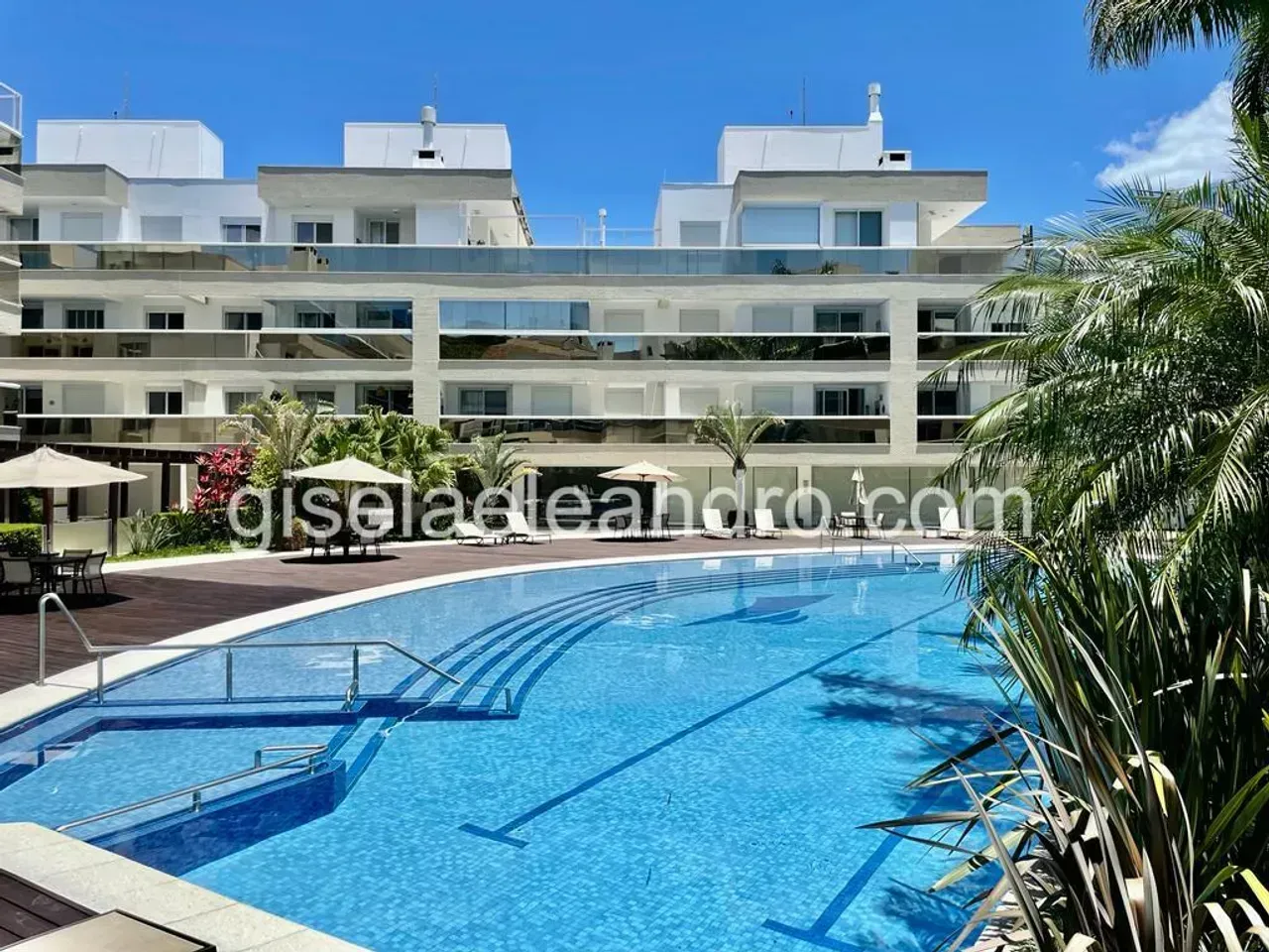 Apartamento mobiliado com cozinha integrada e 2 quartos — photo 13