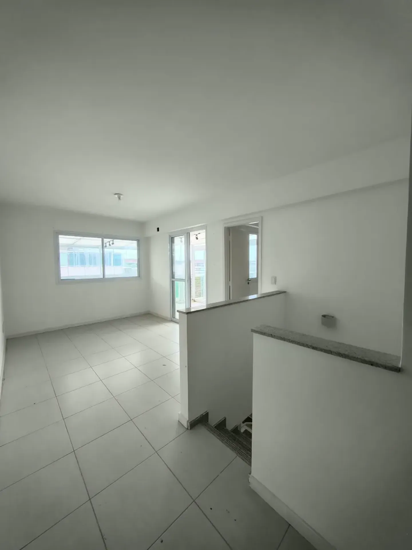 Apartamento de 3 quartos em condomínio com piscina aquecida — photo 19