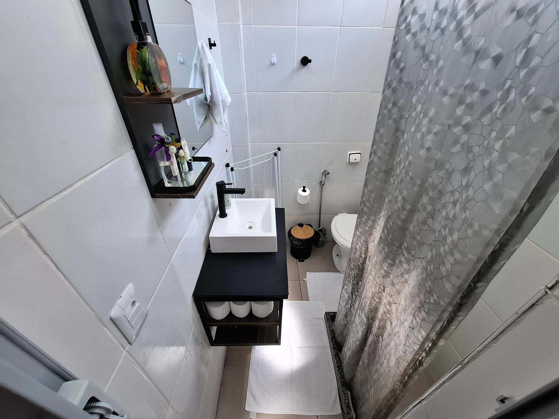 Studio com piso de madeira ou laminado, Santa Teresa — photo 4