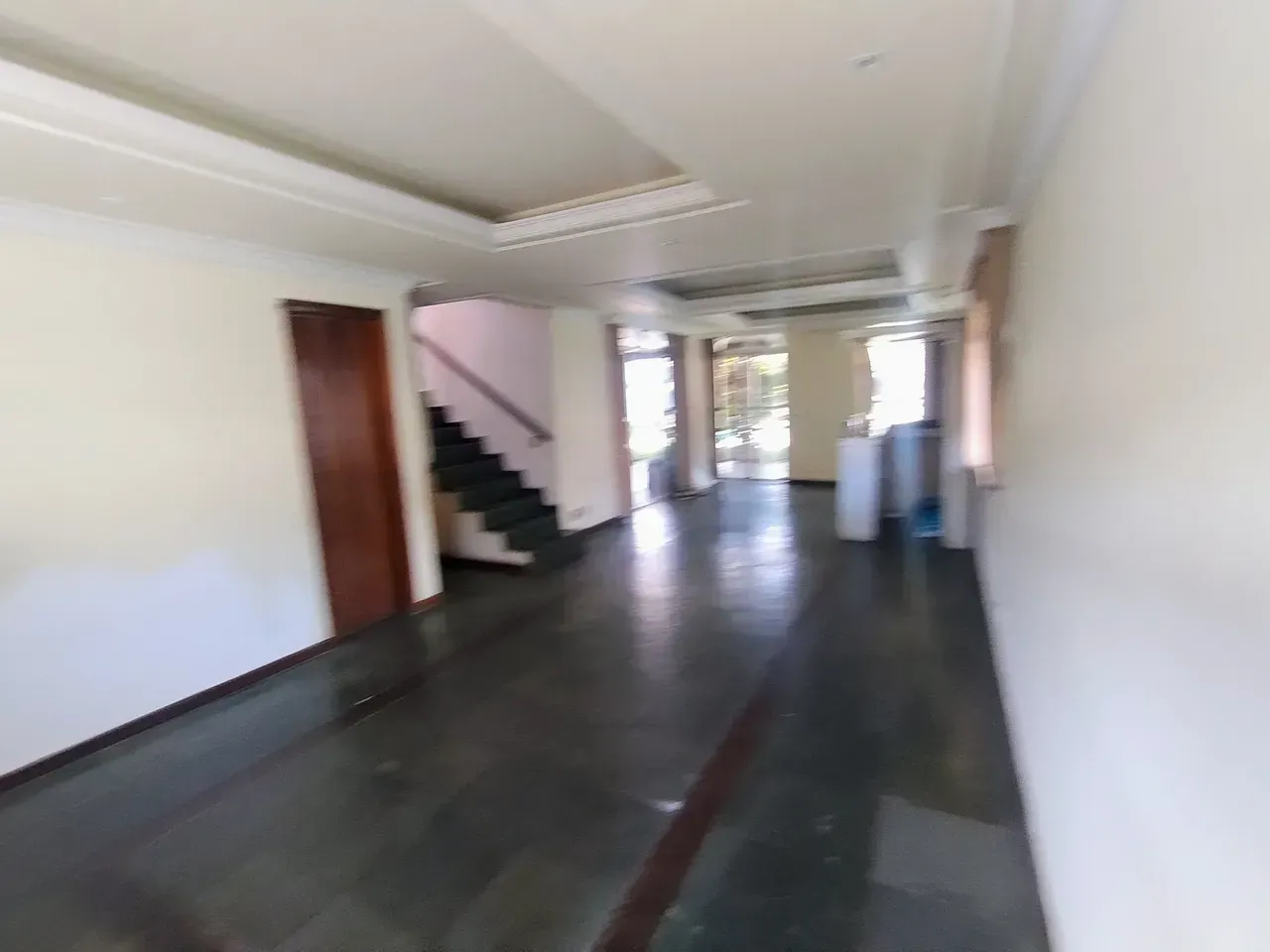Casa com 4 quartos, 5 banheiros e 4 vagas — photo 13