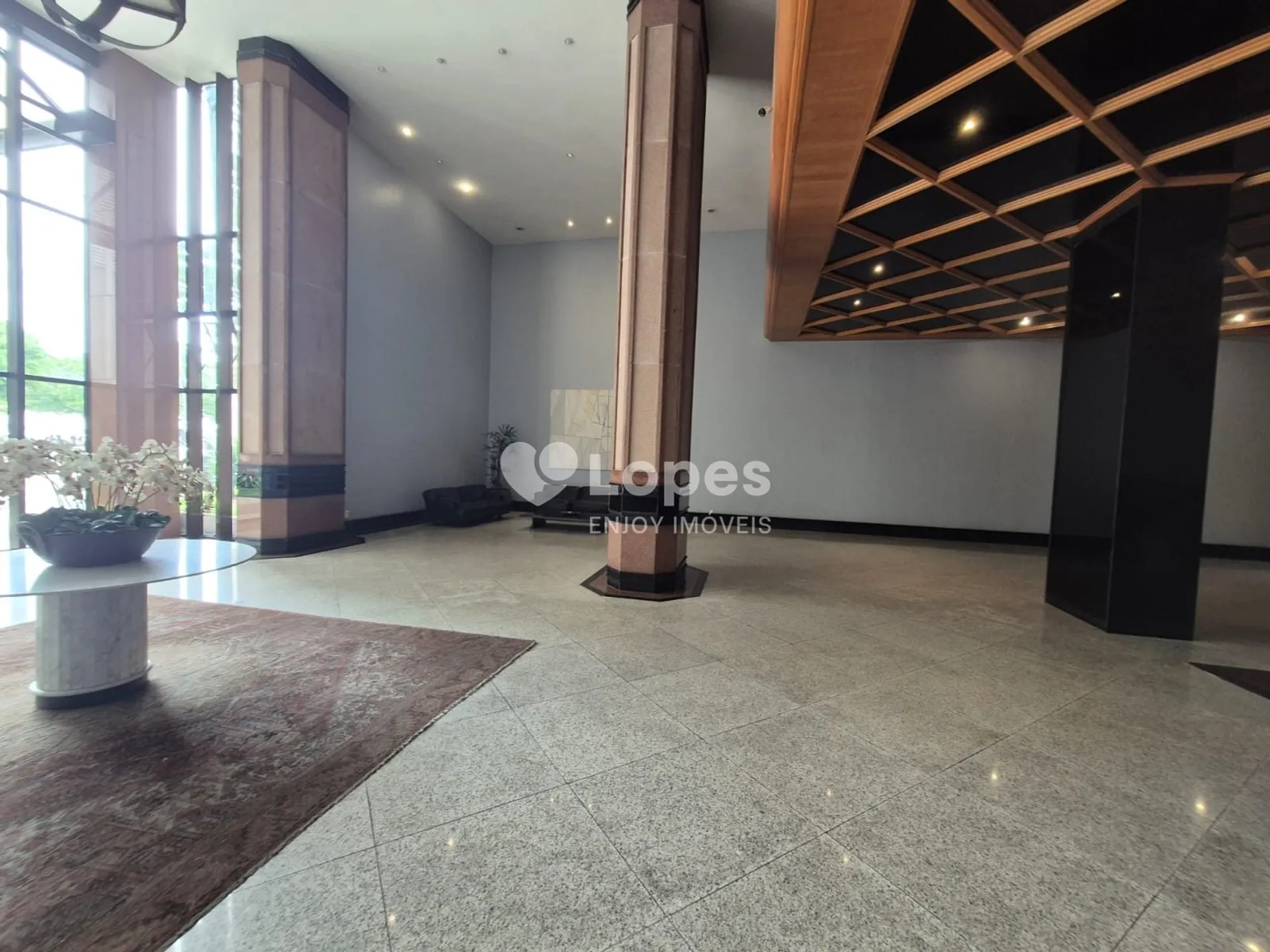 2-bedroom apartment in a building with a sauna — photo 34