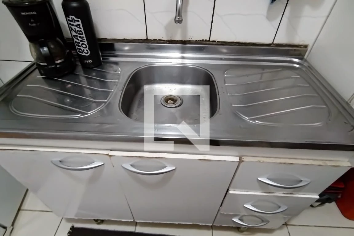 Apartamento amueblado de 1 dormitorio con cocina separada — photo 13