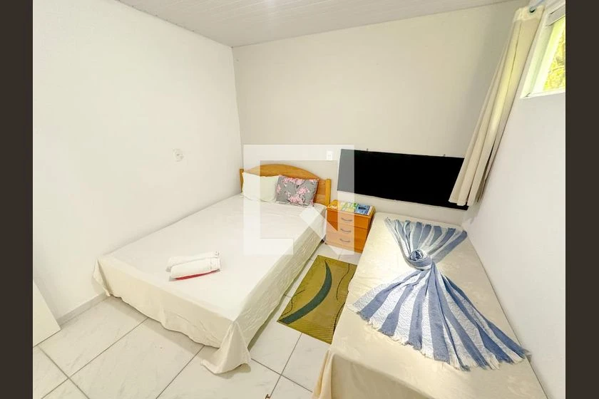 Rental apartment with 2 bedrooms and shared BBQ area — photo 7