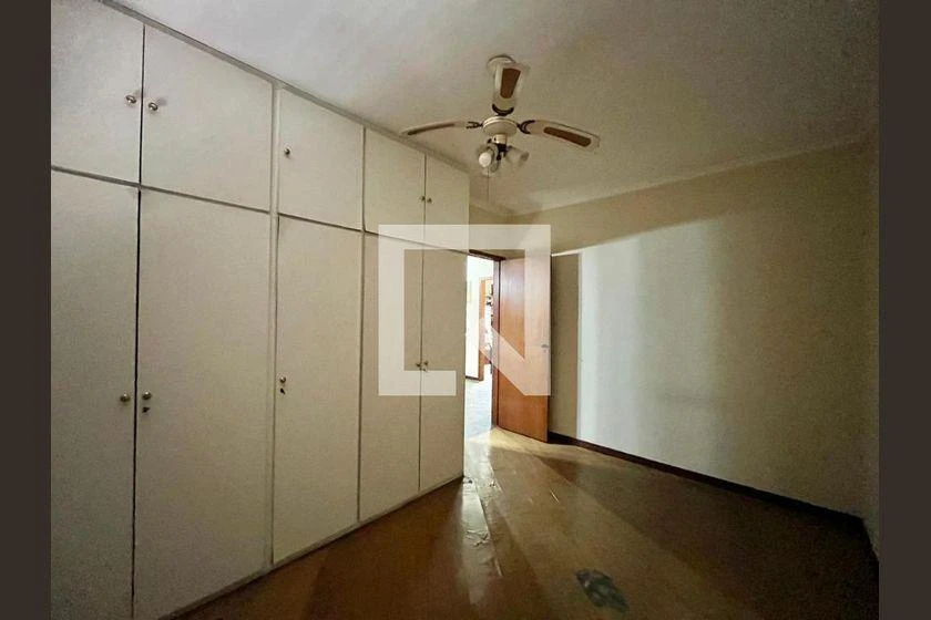 Casa de 300 m² com 4 quartos e 2 vagas — photo 24