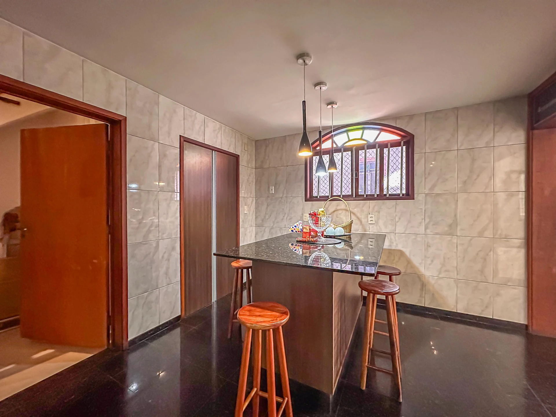 Furnished house with 3 bedrooms and a washing machine — photo 15
