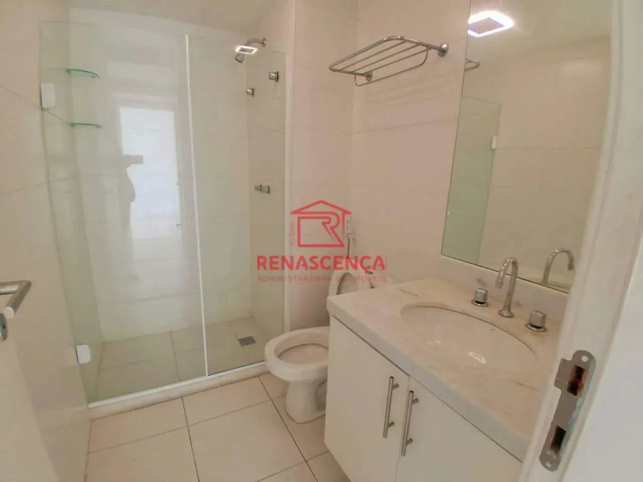 Квартира з 2 спальнями та балконом — photo 2