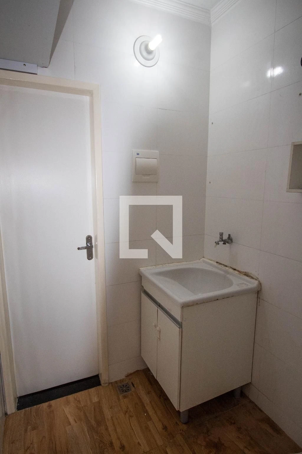 Apartment, 71 m², with wood or laminate floors — photo 26