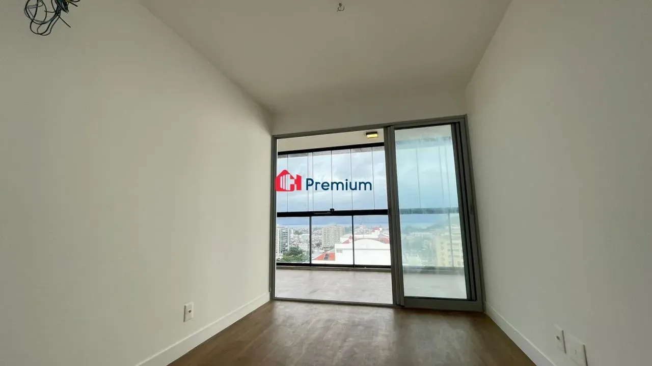 Apartment, 119 m², with a glass-enclosed balcony — photo 12
