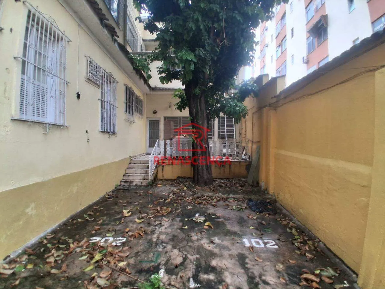 2-bedroom house with a garden in Rio de Janeiro — photo 27