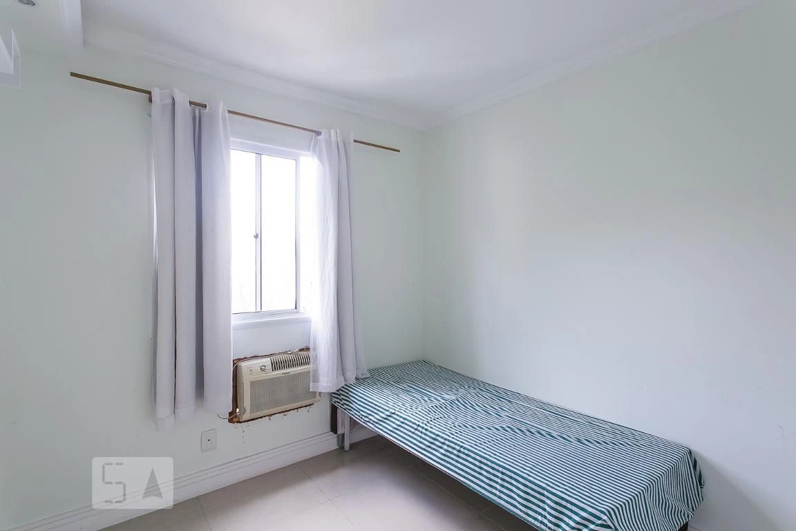 Furnished 2-bedroom apartment with a balcony — photo 24