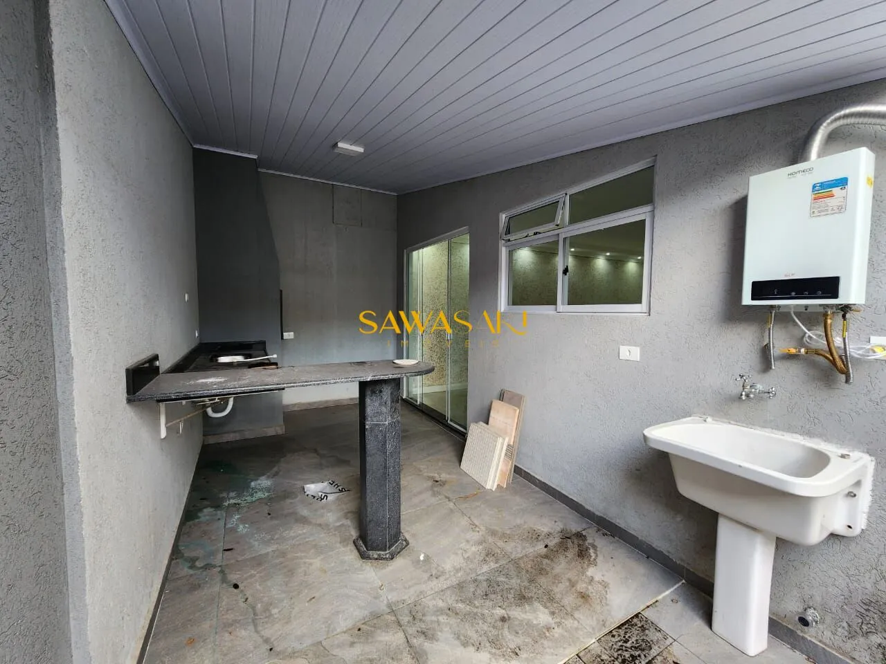 Two-story house with 3 bedrooms and 3 parking spaces — photo 23