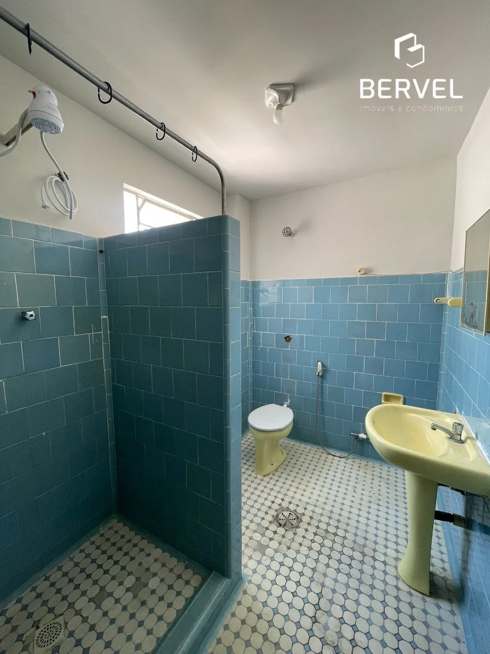 Unfurnished apartment with 2 bedrooms and tile floors — photo 5
