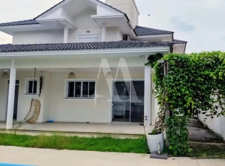 Casa com 3 suítes e 450 m², com piscina coletiva — photo 6