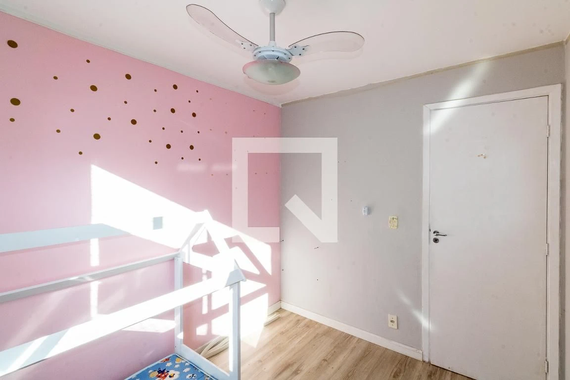 Деревянный пол или ламинат и 2 спальни: квартира 44 м² — photo 7