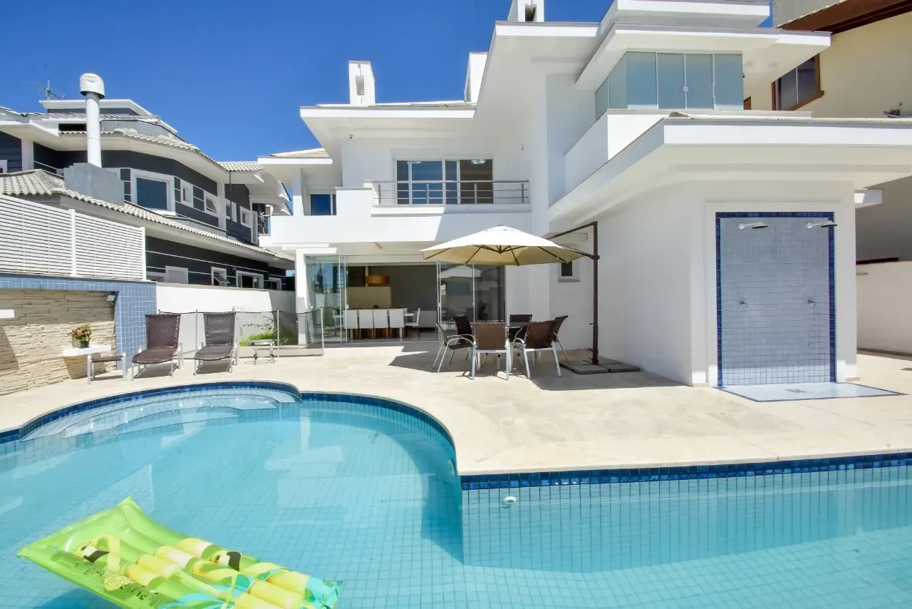 Casa mobiliada com 4 suítes e piscina aberta — photo 65