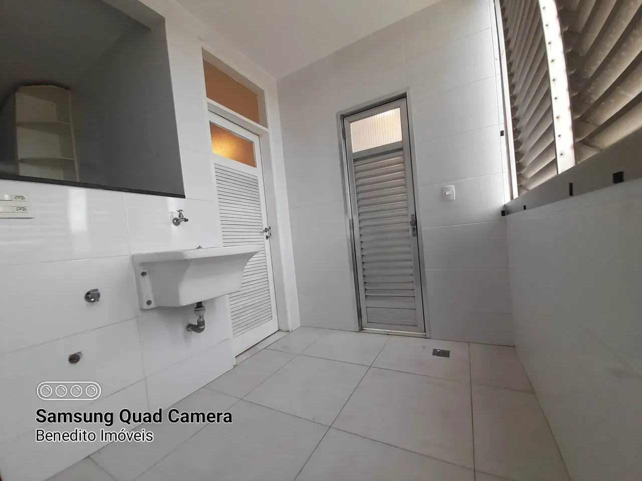 3-bedroom apartment in a building with a sauna — photo 5